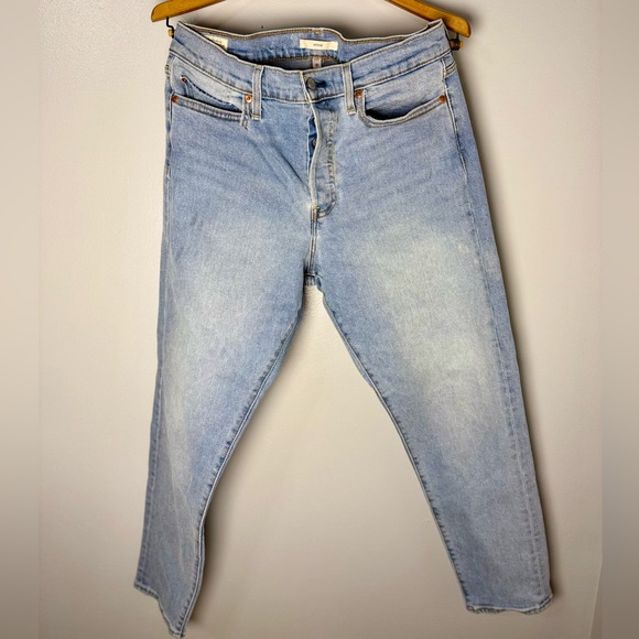 Levi's Denim - Levi's Premium Wedgie Sky Blue Straight Leg Jeans | 31